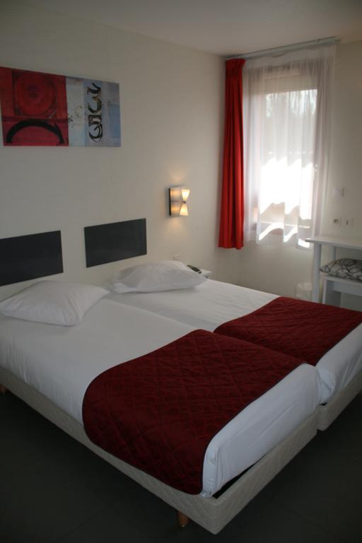 Beddy-Bye Hotel คองเทร็กเซวิลล์ ภายนอก รูปภาพ